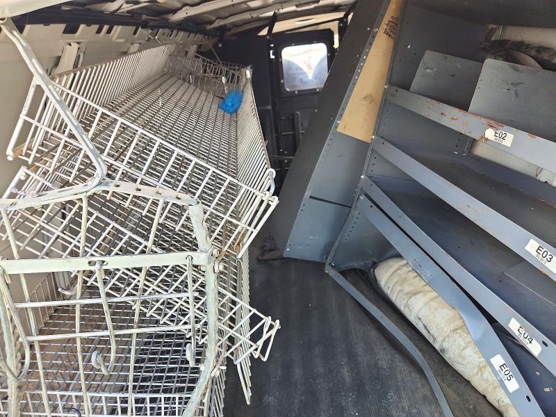 72225486 :رقم المزاد ، 1GCSGAFX2E1163829 vin ، 2014 Chevrolet Express G1500 مزاد بيع