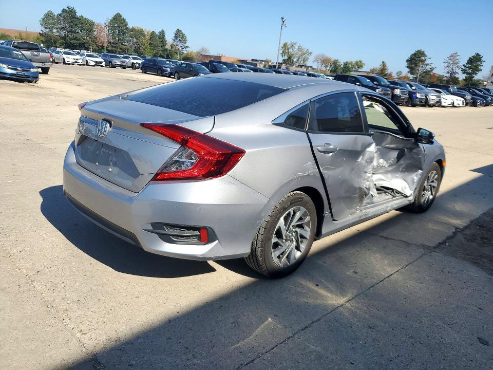 Продажа на аукционе авто 2016 Honda Civic, vin: 19XFC2F70GE077745, номер лота: 73057336