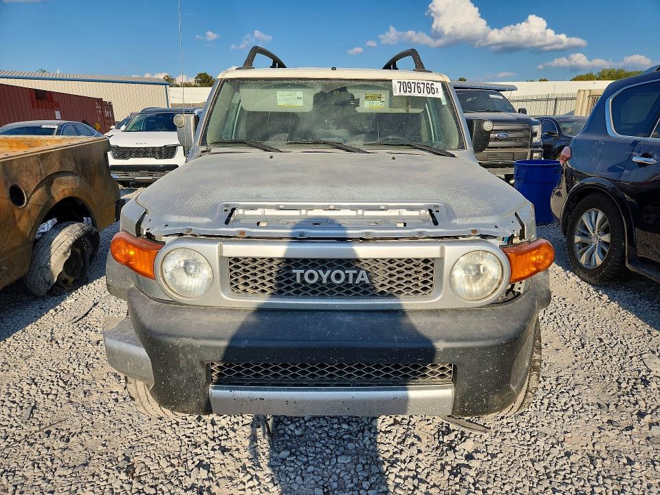 Auction sale of the 2008 Toyota Fj Cruiser, vin: JTEBU11FX80101947, lot number: 70976766