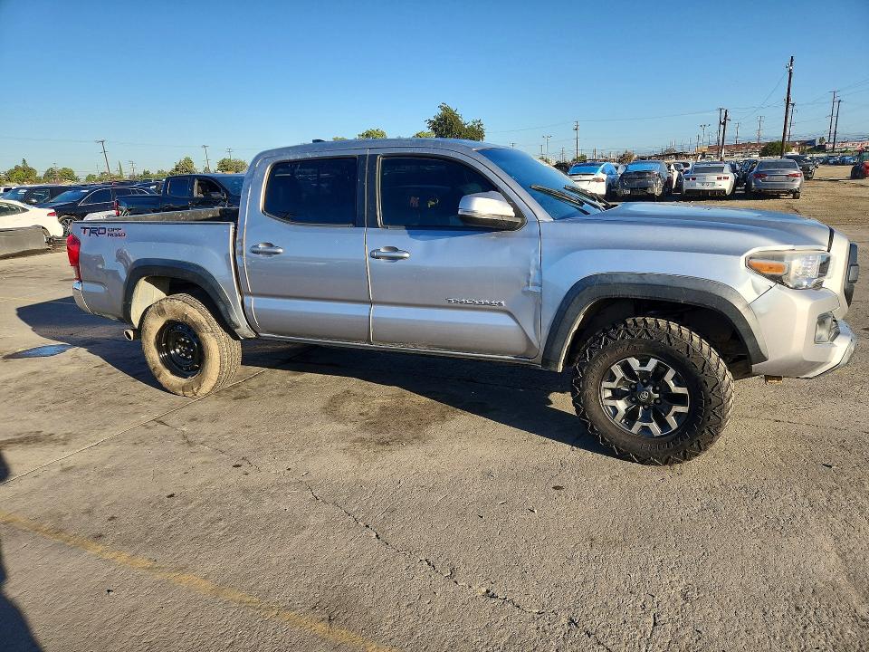 Продажа на аукционе авто 2016 Toyota Tacoma, vin: 3TMAZ5CN1GM004550, номер лота: 72726206