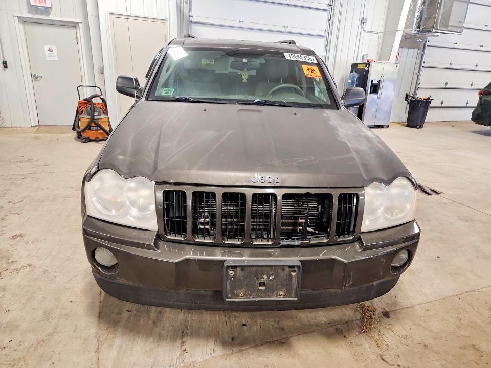 Продажа на аукционе авто 2005 Jeep Grand Cherokee, vin: 1J4HR48N35C602021, номер лота: 70668856