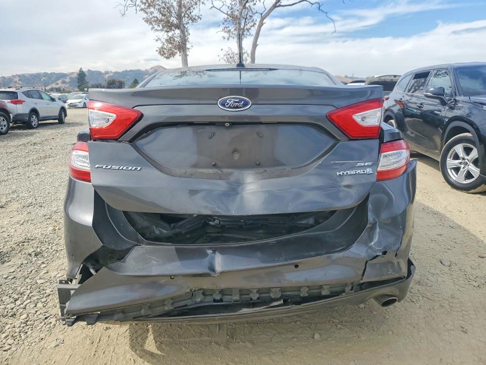 2015 Ford Fusion მანქანა იყიდება აუქციონზე, vin: 3FA6P0LU8FR208792, აუქციონის ნომერი: 70303316