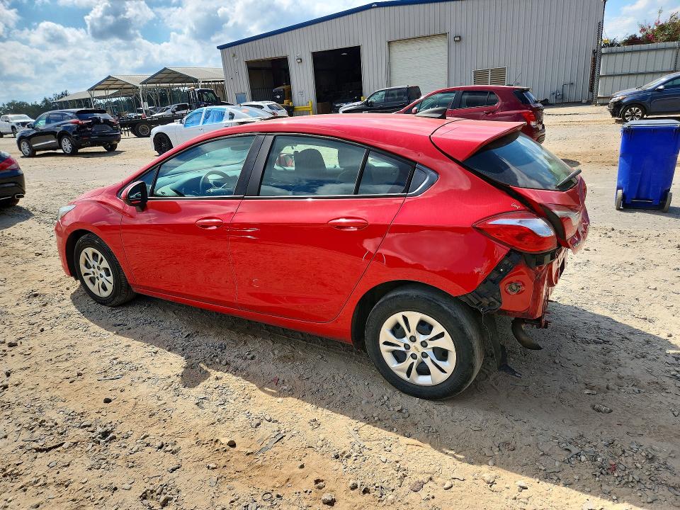 70131796 :رقم المزاد ، 3G1BC6SM1KS577417 vin ، 2019 Chevrolet Cruze مزاد بيع