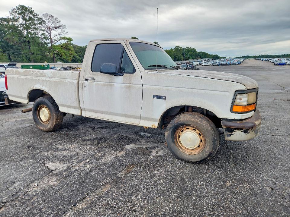 70946046 :رقم المزاد ، 1FTEF15Y1TLA78847 vin ، 1996 Ford F150 مزاد بيع