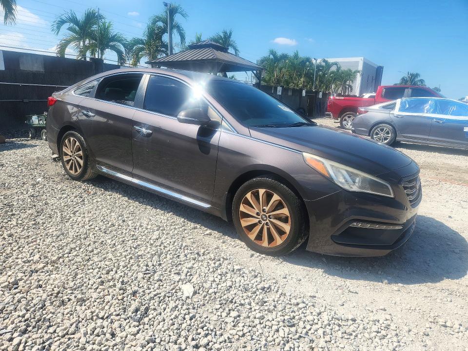 2016 Hyundai Sonata მანქანა იყიდება აუქციონზე, vin: 5NPE34AF7GH379812, აუქციონის ნომერი: 72816006