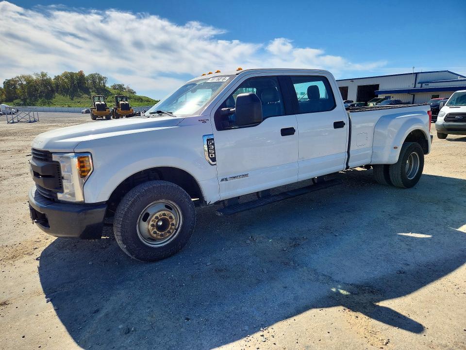 70776016 :رقم المزاد ، 1FT8W3CT2KEE87202 vin ، 2019 Ford F350 مزاد بيع