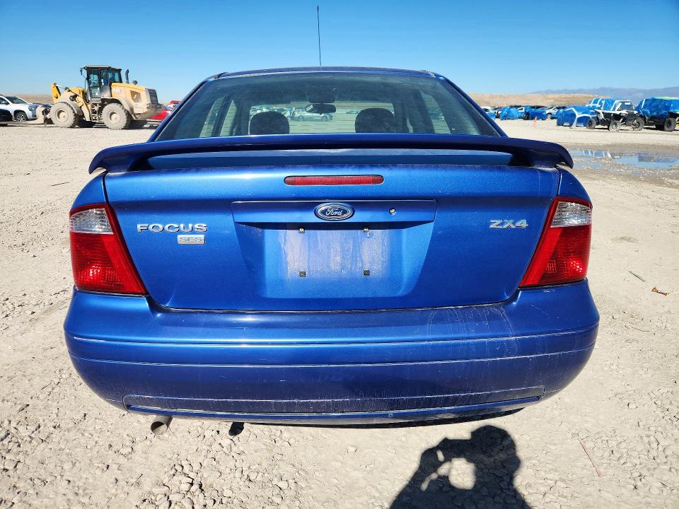 73230116 :رقم المزاد ، 1FAHP34N75W282802 vin ، 2005 Ford Focus مزاد بيع