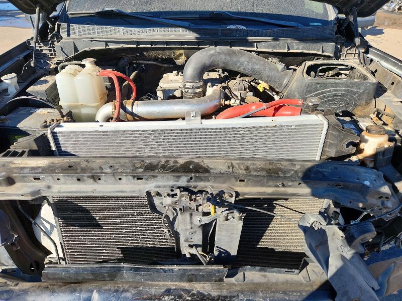 70734476 :رقم المزاد ، 1N6BA1F40HN556780 vin ، 2017 Nissan Titan Xd مزاد بيع