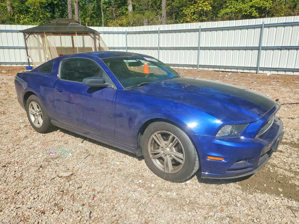 Продажа на аукционе авто 2014 Ford Mustang, vin: 1ZVBP8AM7E5273920, номер лота: 71254096