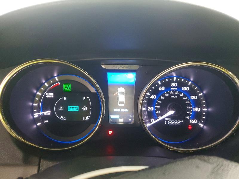 Auction sale of the 2011 Hyundai Sonata, vin: KMHEC4A44BA005152, lot number: 71912866