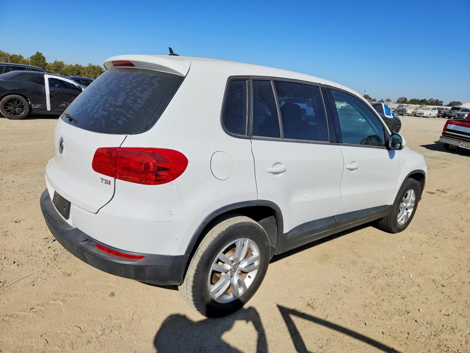 Продажа на аукционе авто 2016 Volkswagen Tiguan, vin: WVGAV7AX2GW524912, номер лота: 70930366