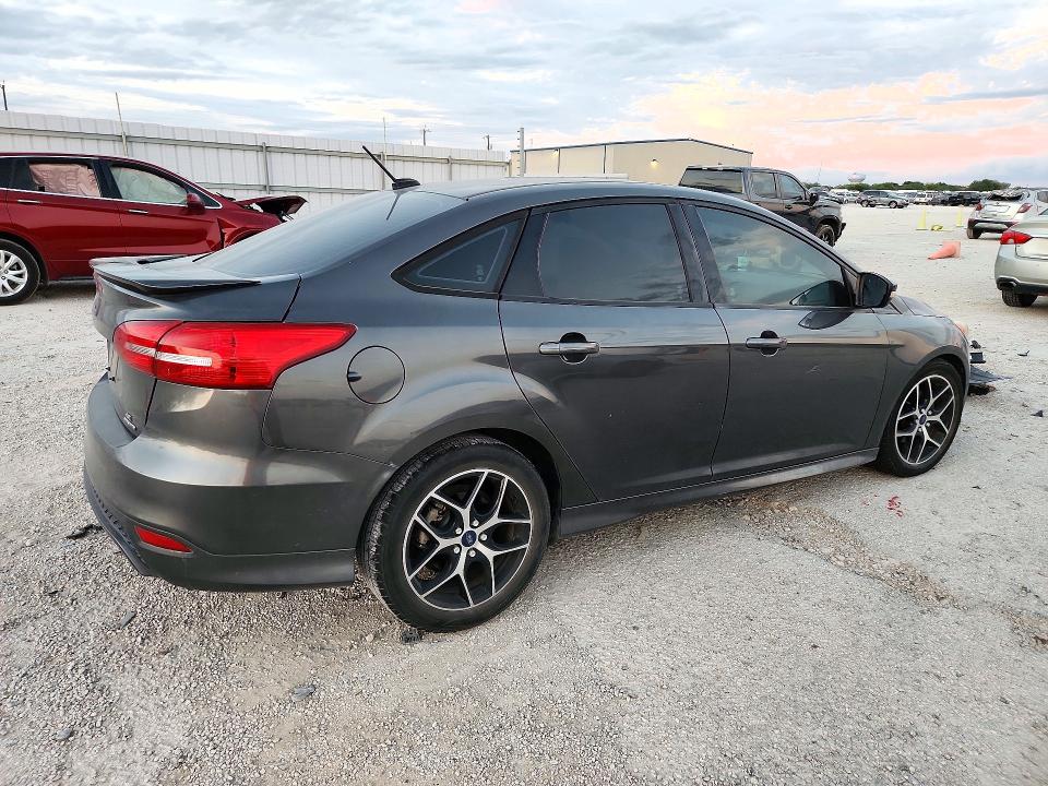 Продажа на аукционе авто 2015 Ford Focus, vin: 1FADP3F22FL277768, номер лота: 72446216