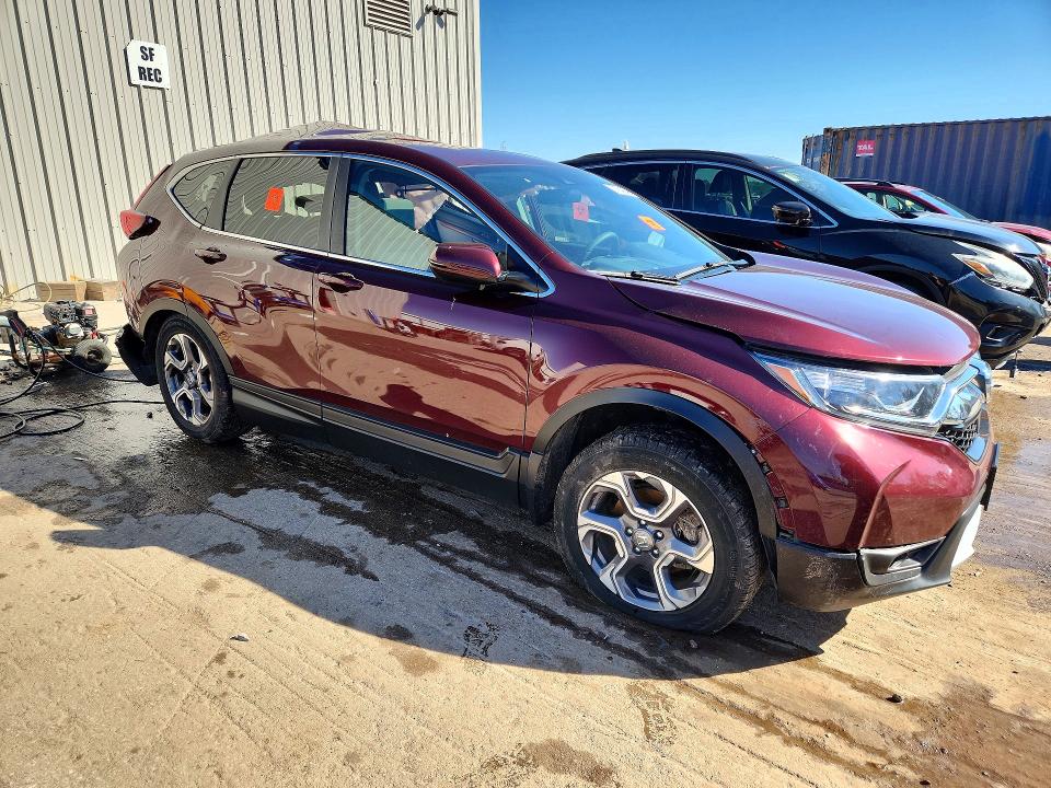 71843396 :رقم المزاد ، 7FARW2H59JE094226 vin ، 2018 Honda Cr-v مزاد بيع