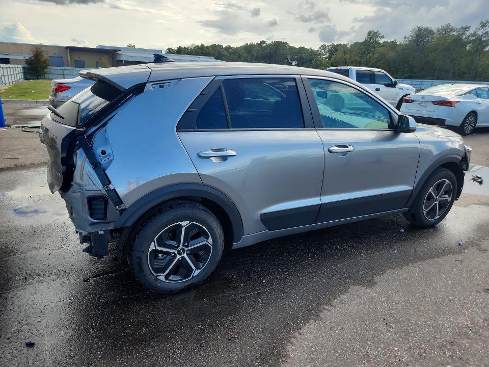 2026 Kia Niro მანქანა იყიდება აუქციონზე, vin: KNDCP3LE9T5331023, აუქციონის ნომერი: 70946536