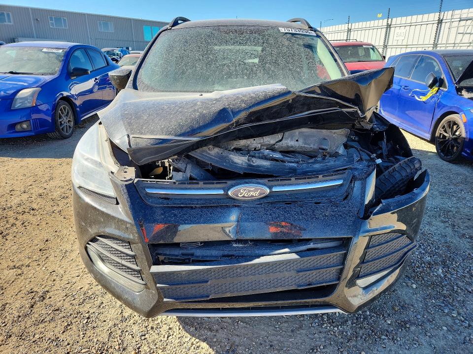 70733936 :رقم المزاد ، 1FMCU9GX5FUC47701 vin ، 2015 Ford Escape مزاد بيع