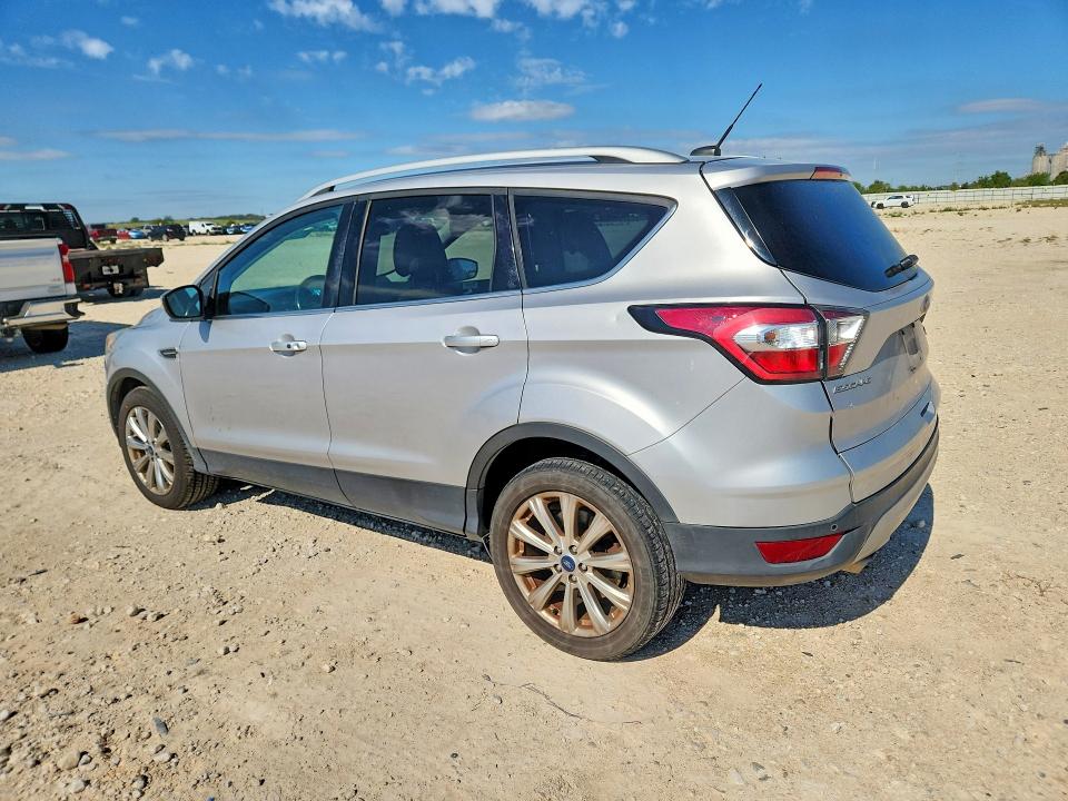 Auction sale of the 2017 Ford Escape, vin: 1FMCU9J92HUA95938, lot number: 71500416