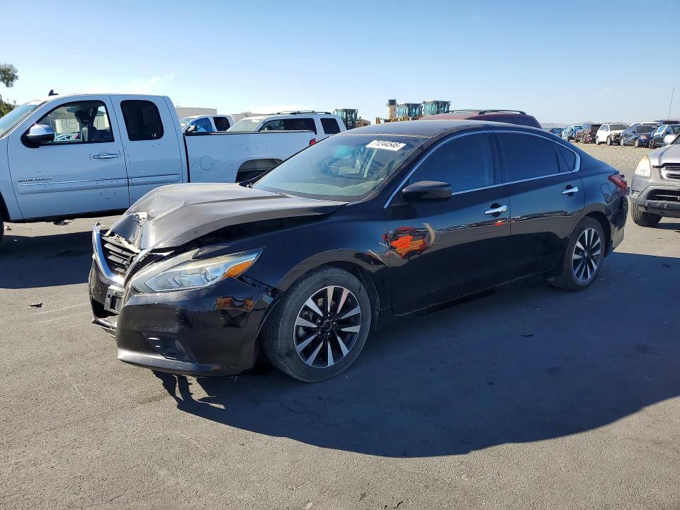 Auction sale of the 2018 Nissan Altima, vin: 1N4AL3AP3JC207738, lot number: 71244546