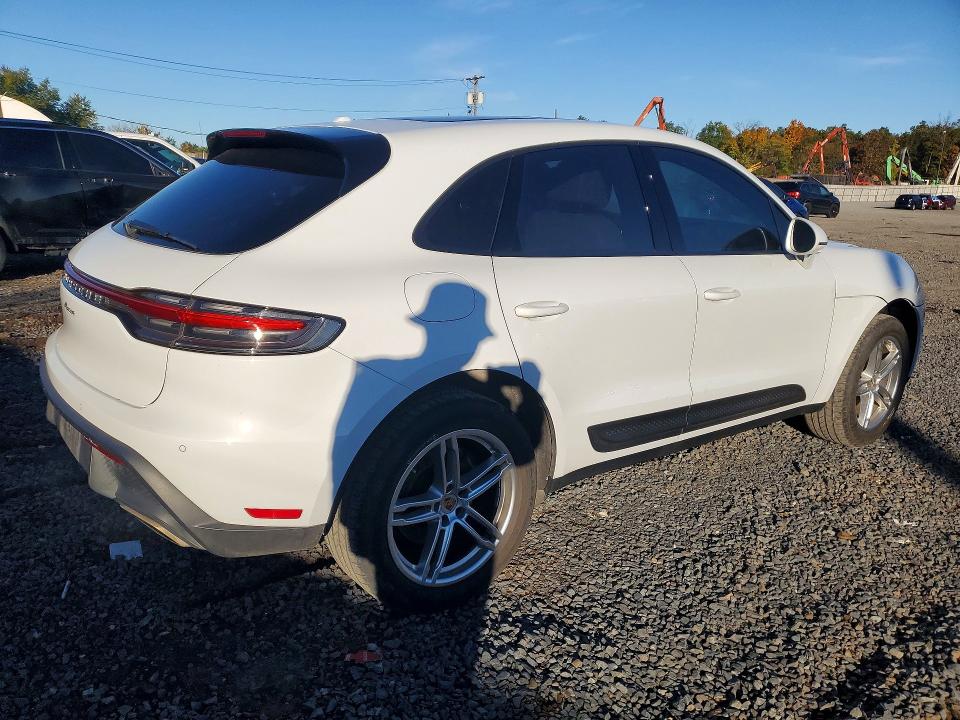 73336796 :رقم المزاد ، WP1AA2A56PLB12400 vin ، 2023 Porsche Macan مزاد بيع