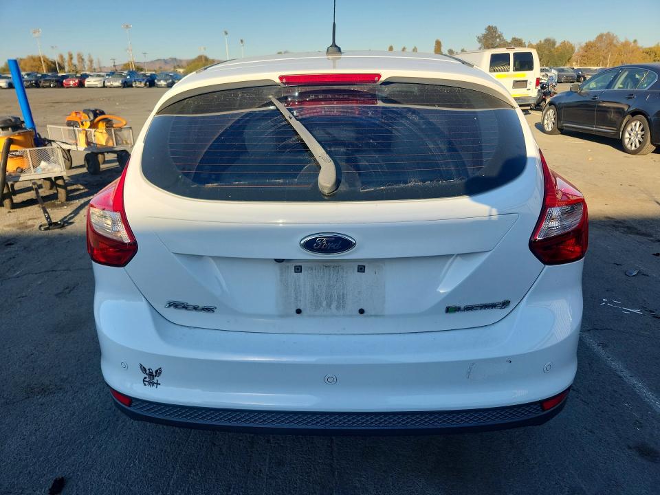 Продажа на аукционе авто 2014 Ford Focus, vin: 1FADP3R45EL300441, номер лота: 72005226