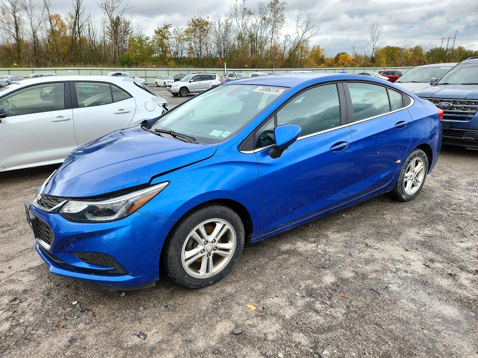 73251256 :رقم المزاد ، 1G1BE5SM7H7260172 vin ، 2017 Chevrolet Cruze مزاد بيع