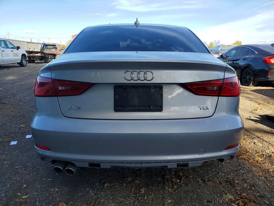 Продажа на аукционе авто 2015 Audi A3, vin: WAUCJRFF3F1112446, номер лота: 72185886