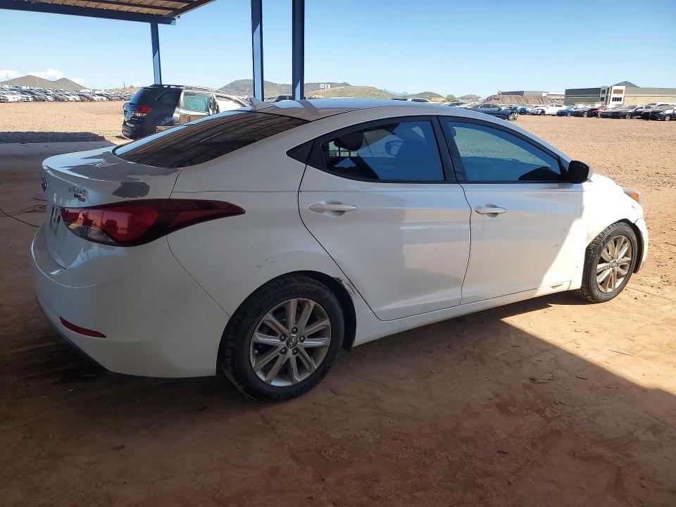 72198776 :رقم المزاد ، 5NPDH4AE4FH563821 vin ، 2015 Hyundai Elantra مزاد بيع