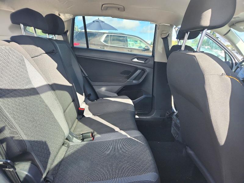 72317576 :رقم المزاد ، 3VV0B7AX4LM057867 vin ، 2020 Volkswagen Tiguan مزاد بيع