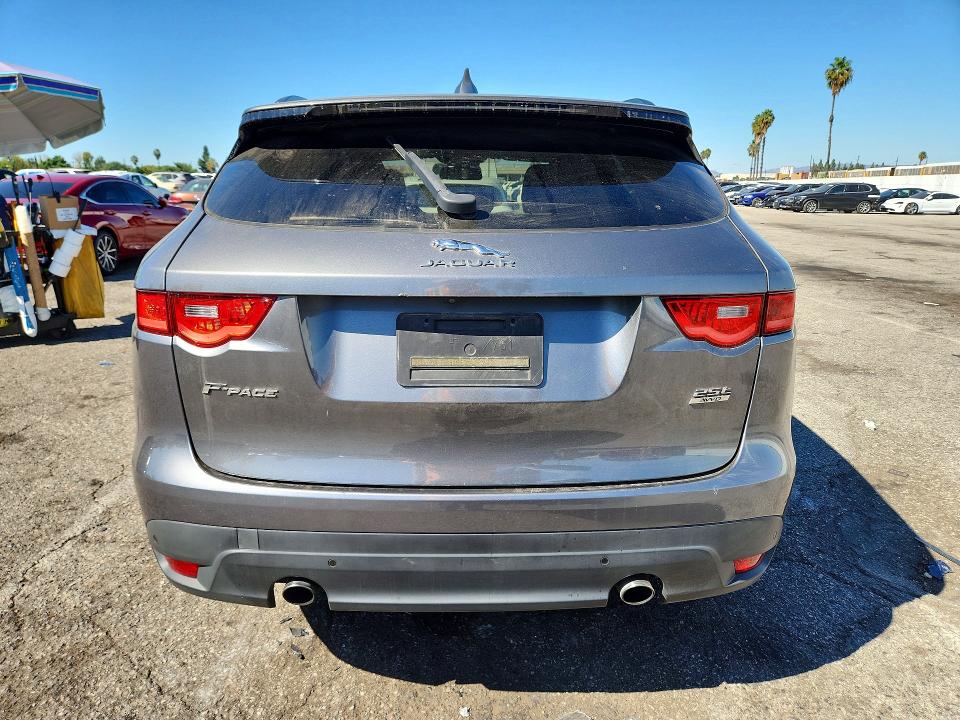 Продаж на аукціоні авто 2018 Jaguar F-pace, vin: SADCK2FX3JA281637, номер лоту: 71845466