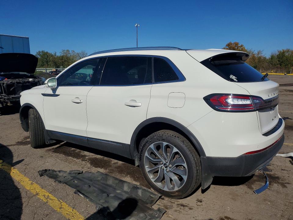 Продажа на аукционе авто 2022 Lincoln Nautilus, vin: 2LMPJ8KP7NBL15050, номер лота: 72969206