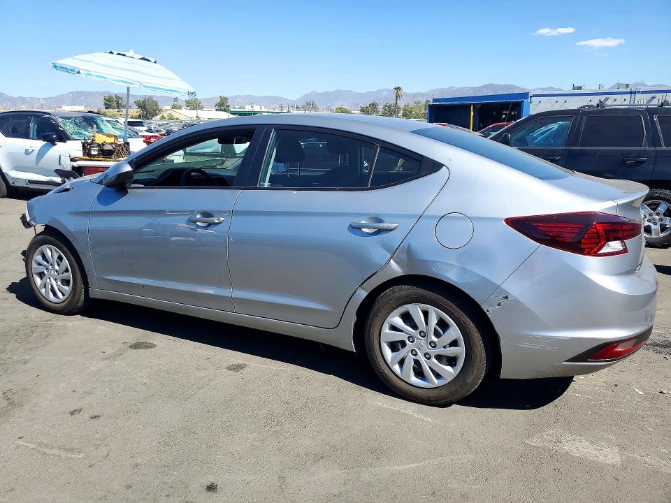 71510436 :رقم المزاد ، 5NPD74LF5LH604400 vin ، 2020 Hyundai Elantra مزاد بيع