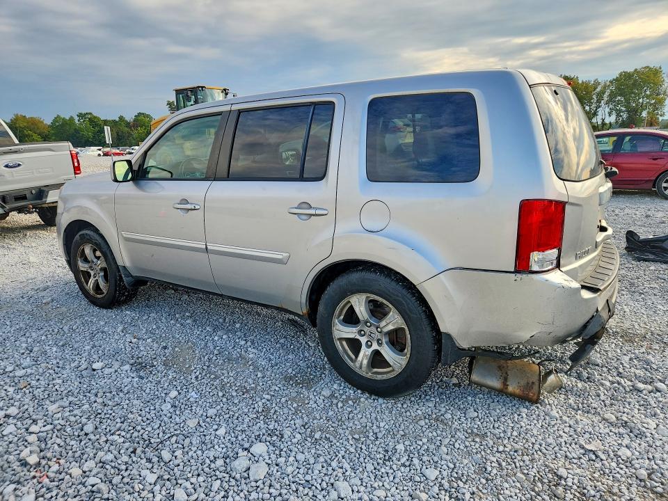 71141896 :رقم المزاد ، 5FNYF4H58CB015974 vin ، 2012 Honda Pilot مزاد بيع