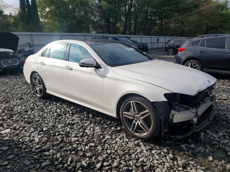 Продажа на аукционе авто 2019 Mercedes-benz E, vin: WDDZF4KB6KA552603, номер лота: 70846176