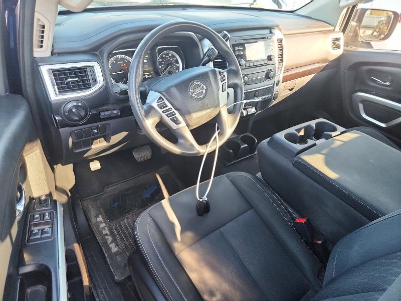 71056566 :رقم المزاد ، 1N6AA1R7XHN526980 vin ، 2017 Nissan Titan مزاد بيع