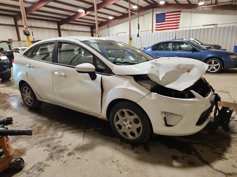 71598296 :رقم المزاد ، 3FADP4AJ2BM128841 vin ، 2011 Ford Fiesta مزاد بيع
