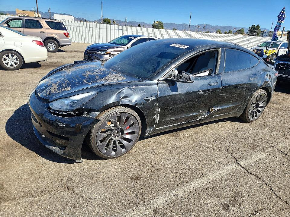 Продажа на аукционе авто 2021 Tesla Model 3, vin: 5YJ3E1EC6MF936221, номер лота: 72710626