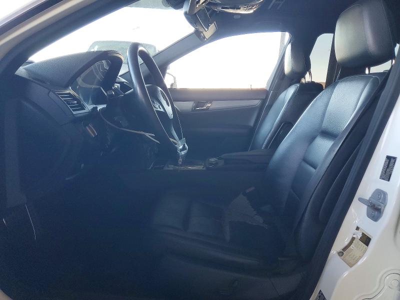 2010 Mercedes-benz C მანქანა იყიდება აუქციონზე, vin: WDDGF5EB7AR111166, აუქციონის ნომერი: 72600206