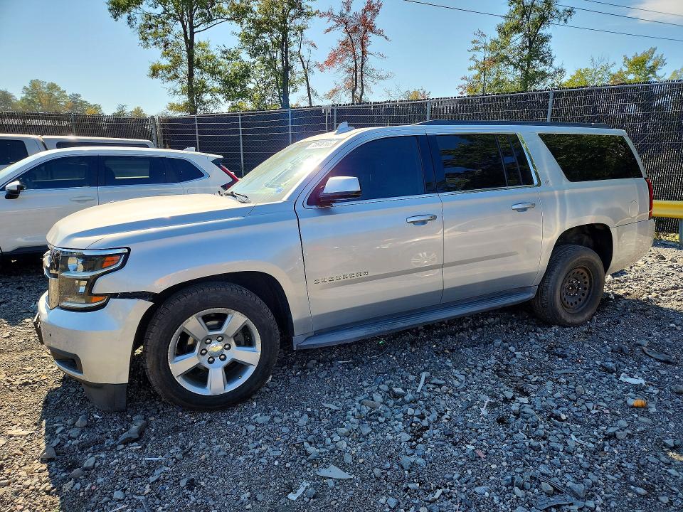 72646166 :رقم المزاد ، 1GNSKHKC3GR127069 vin ، 2016 Chevrolet Suburban مزاد بيع