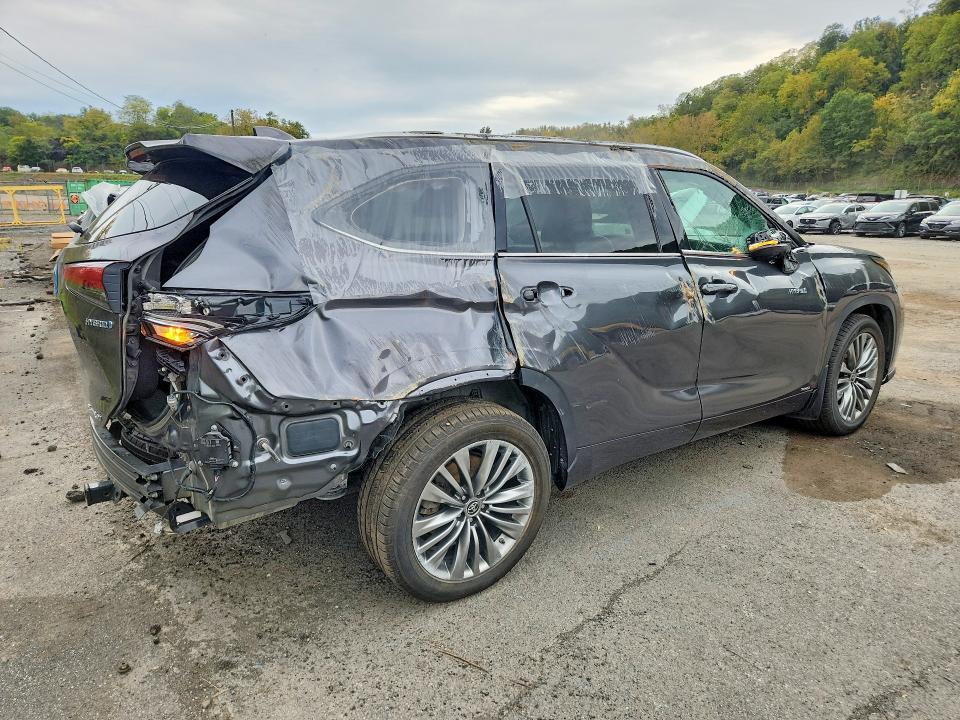 Продаж на аукціоні авто 2021 Toyota Highlander, vin: 5TDEBRCH6MS031228, номер лоту: 71456466