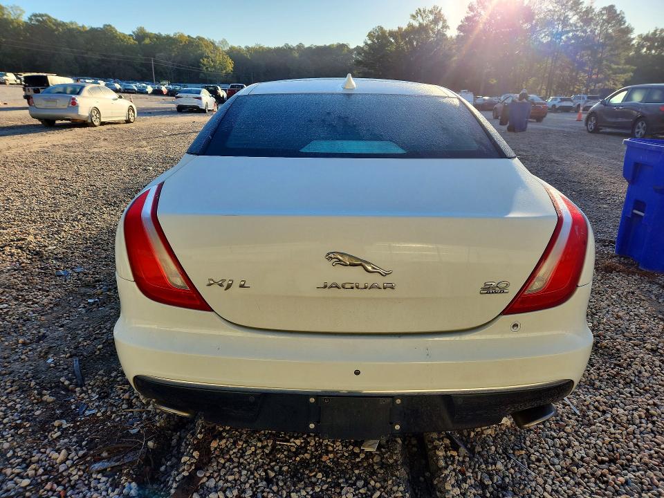 2016 Jaguar Xjl მანქანა იყიდება აუქციონზე, vin: SAJWJ2GD8G8V99450, აუქციონის ნომერი: 73870066