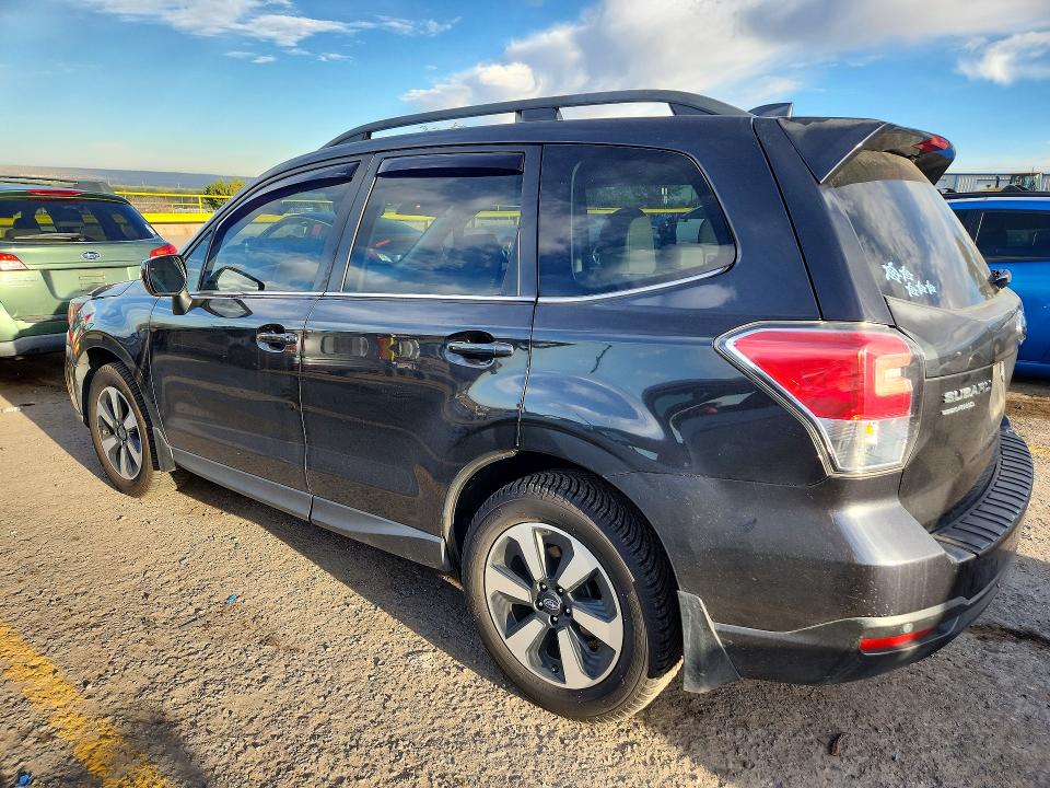 70806196 :رقم المزاد ، JF2SJARC4JH421913 vin ، 2018 Subaru Forester مزاد بيع