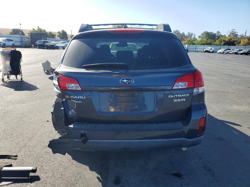 Продажа на аукционе авто 2011 Subaru Outback, vin: 4S4BRDLC8B2368909, номер лота: 72339226