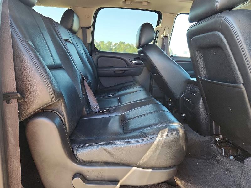 2012 Chevrolet Suburban მანქანა იყიდება აუქციონზე, vin: 1GNSKJE73CR132708, აუქციონის ნომერი: 71020516