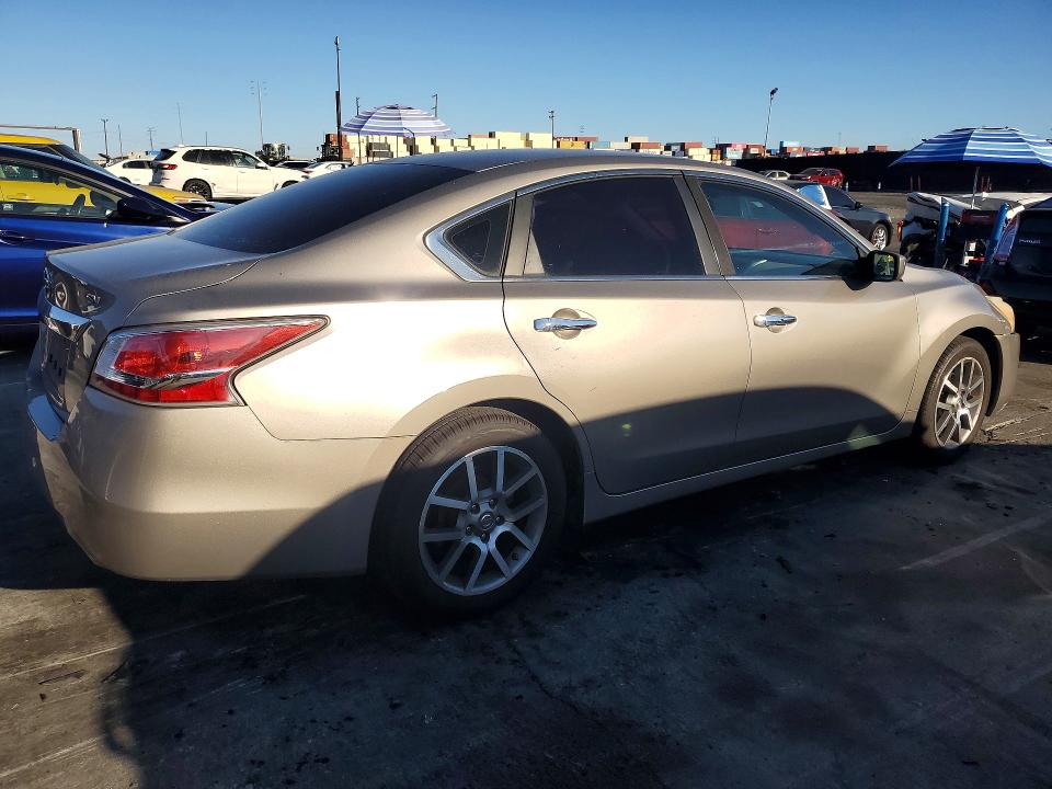 Продаж на аукціоні авто 2015 Nissan Altima, vin: 1N4AL3AP0FC434375, номер лоту: 72453306