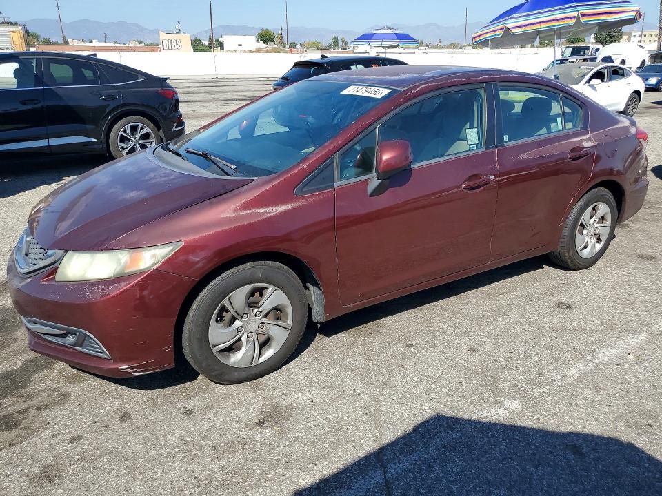 2013 Honda Civic მანქანა იყიდება აუქციონზე, vin: 19XFB2F58DE225816, აუქციონის ნომერი: 71479456