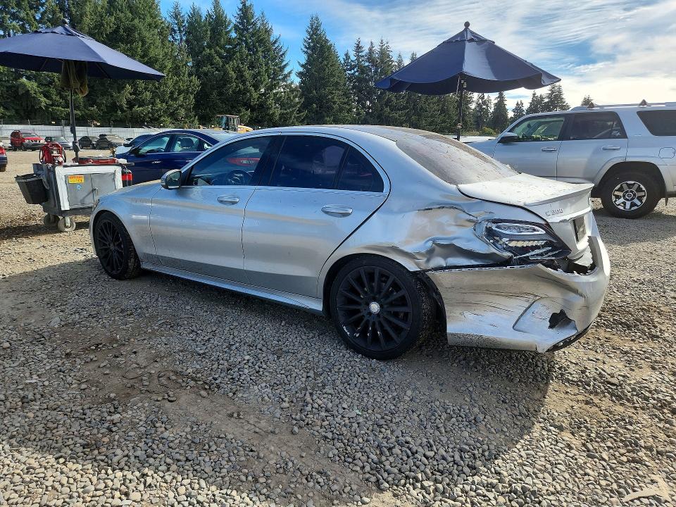 2016 Mercedes-benz C მანქანა იყიდება აუქციონზე, vin: 55SWF4JB7GU127709, აუქციონის ნომერი: 72721996