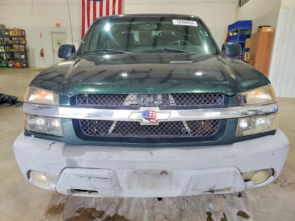 70980956 :رقم المزاد ، 3GNEK13T72G192146 vin ، 2002 Chevrolet Avalanche مزاد بيع