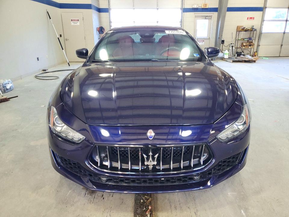2018 Maserati Ghibli მანქანა იყიდება აუქციონზე, vin: ZAM57YTA6J1299926, აუქციონის ნომერი: 73911626