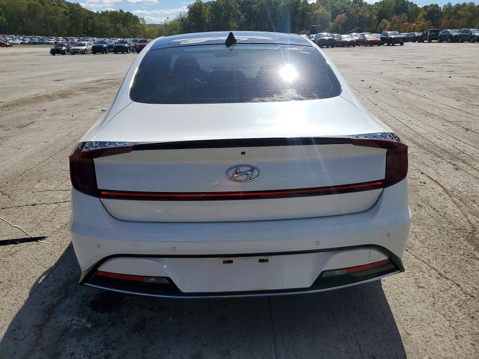 2021 Hyundai Sonata Hybrid მანქანა იყიდება აუქციონზე, vin: KMHL54JJ7MA018665, აუქციონის ნომერი: 72226556