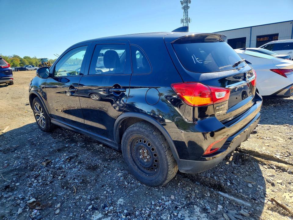Продаж на аукціоні авто 2018 Mitsubishi Outlander Sport, vin: JA4AR3AU3JZ005794, номер лоту: 71713016