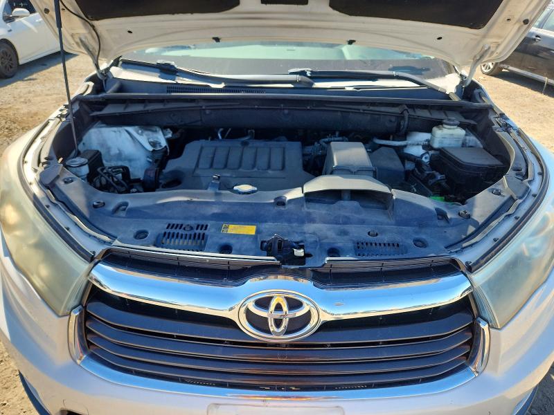 71455906 :رقم المزاد ، 5TDZKRFH5FS071025 vin ، 2015 Toyota Highlander مزاد بيع